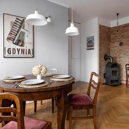 アパート Roxy Q4apartments